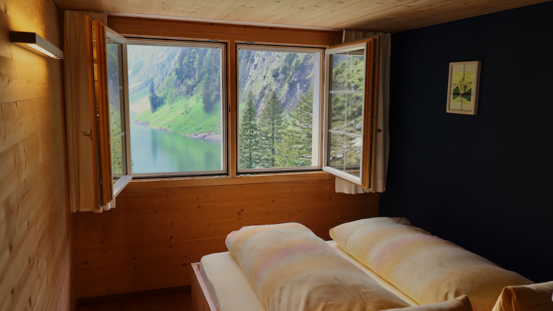 Chambre avec vue sur le lac